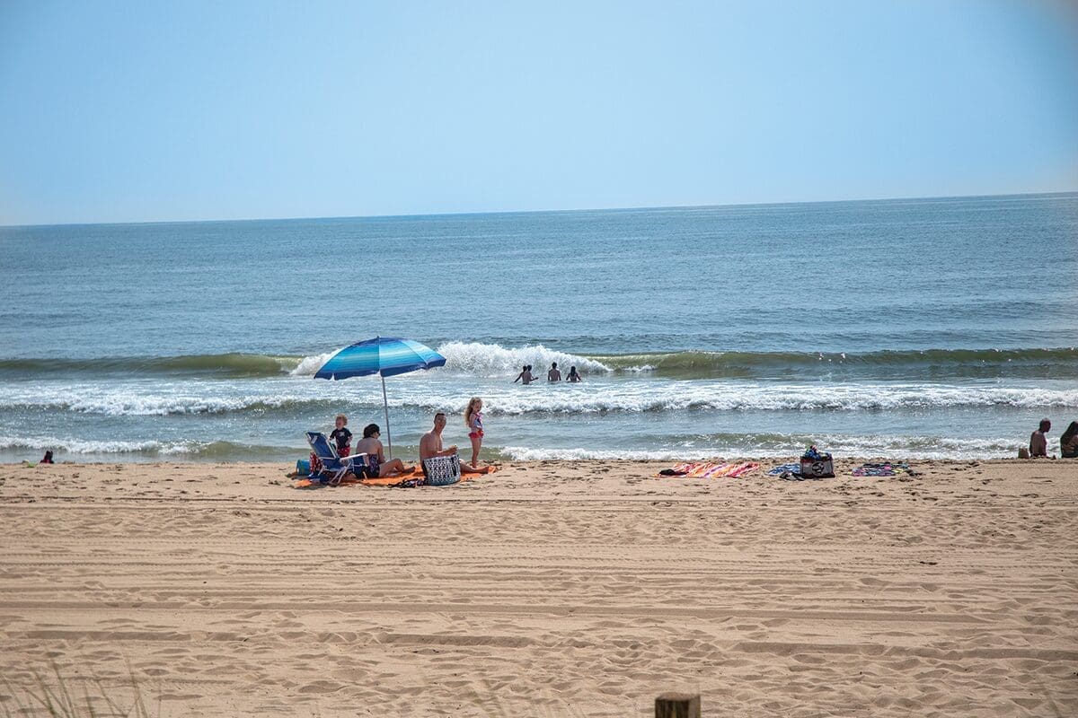 beach safety tips